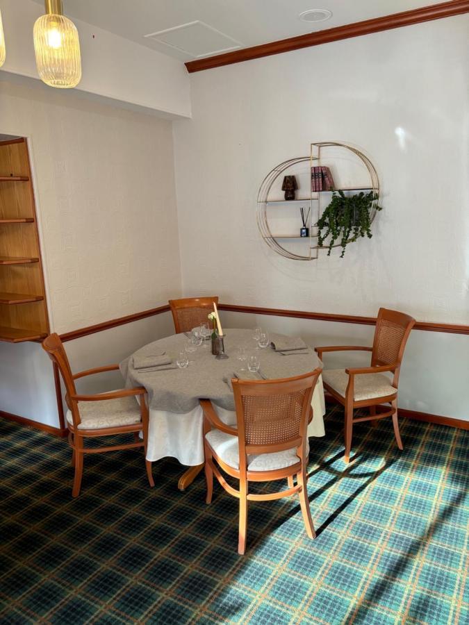 & Restaurant Le Cardinal Poix-de-Picardie