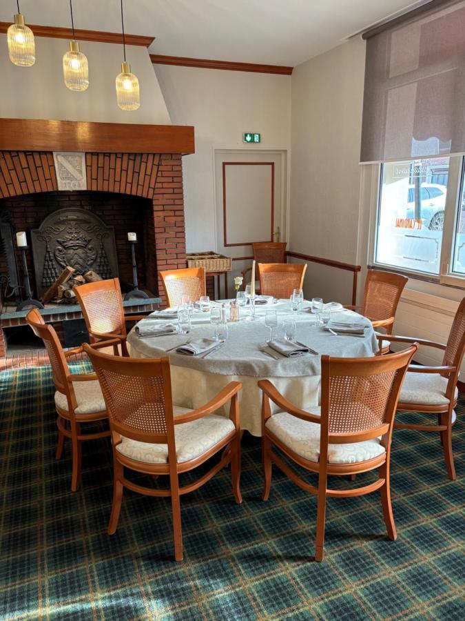 & Restaurant Le Cardinal 2*