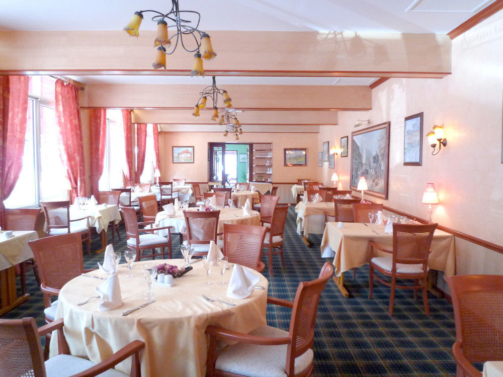 & Restaurant Le Cardinal 2*